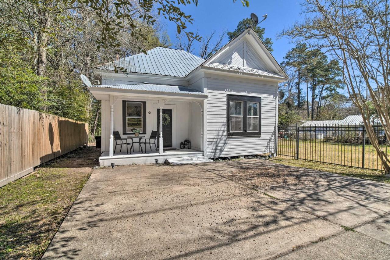 Cozy Livingston House With Fenced Yard And Patio!ヴィラ エクステリア 写真
